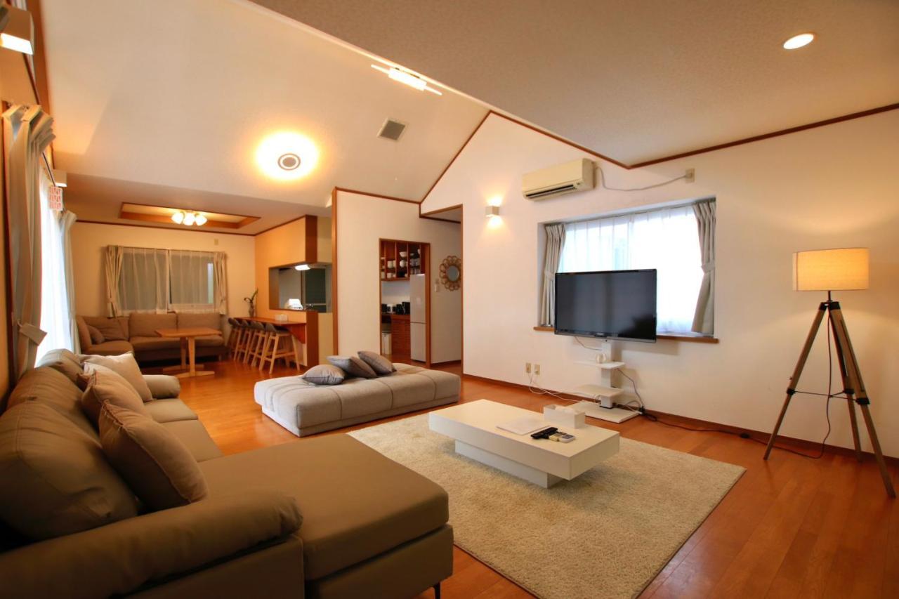 Guesthouse Akabana Miyakojima  Екстериор снимка
